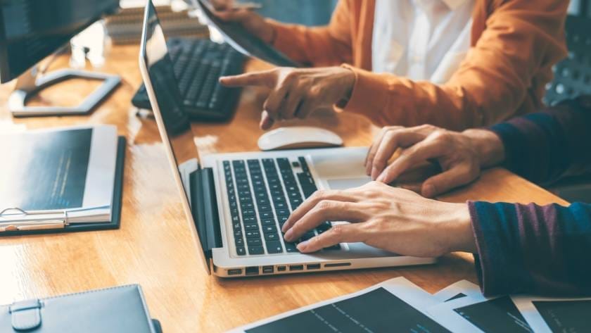 Professional Development programmer cooperating meeting and brainstorming and programming website